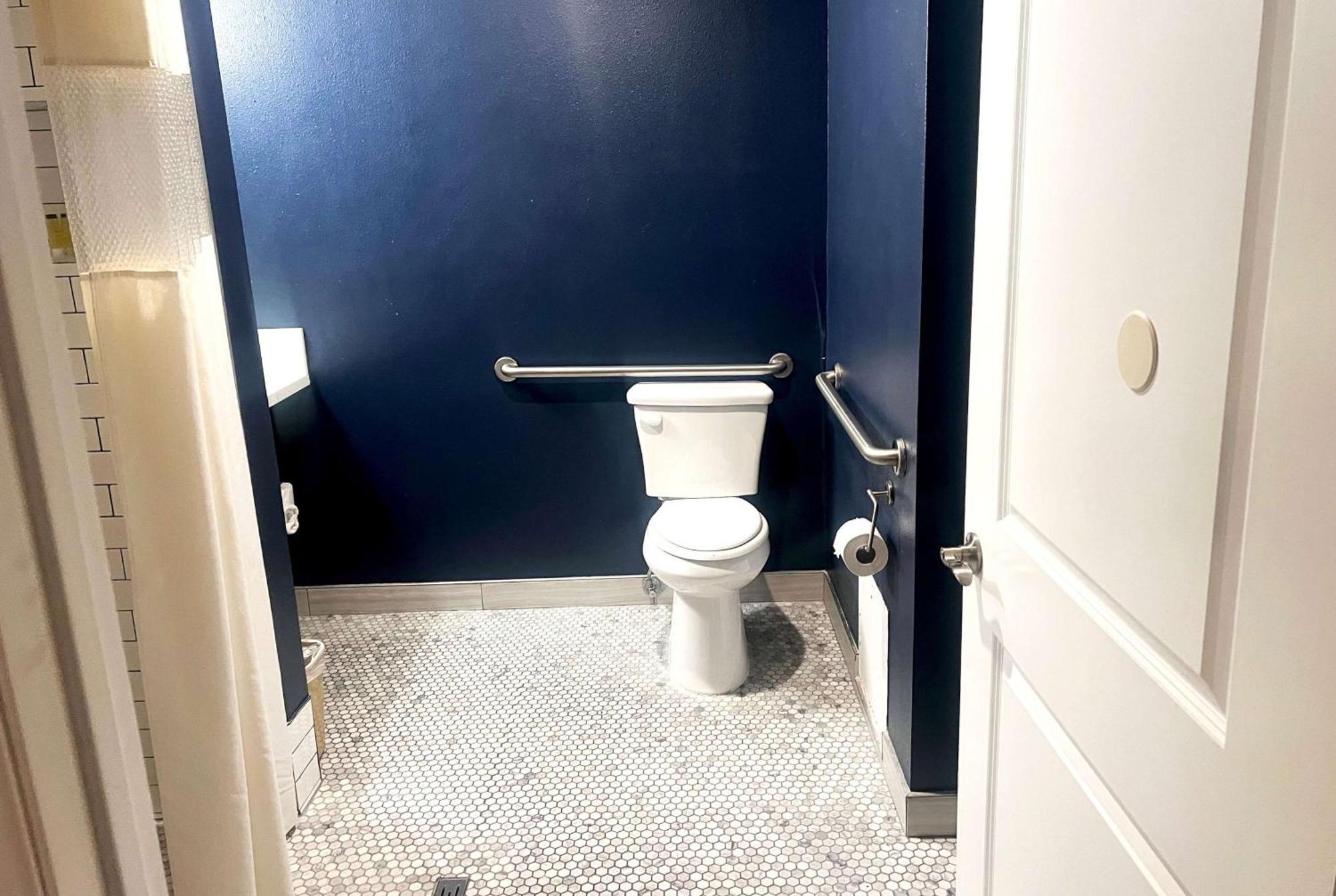 במוטל לוס אנג'לס Super 8 By Wyndham Hollywood/La Area מראה חיצוני תמונה